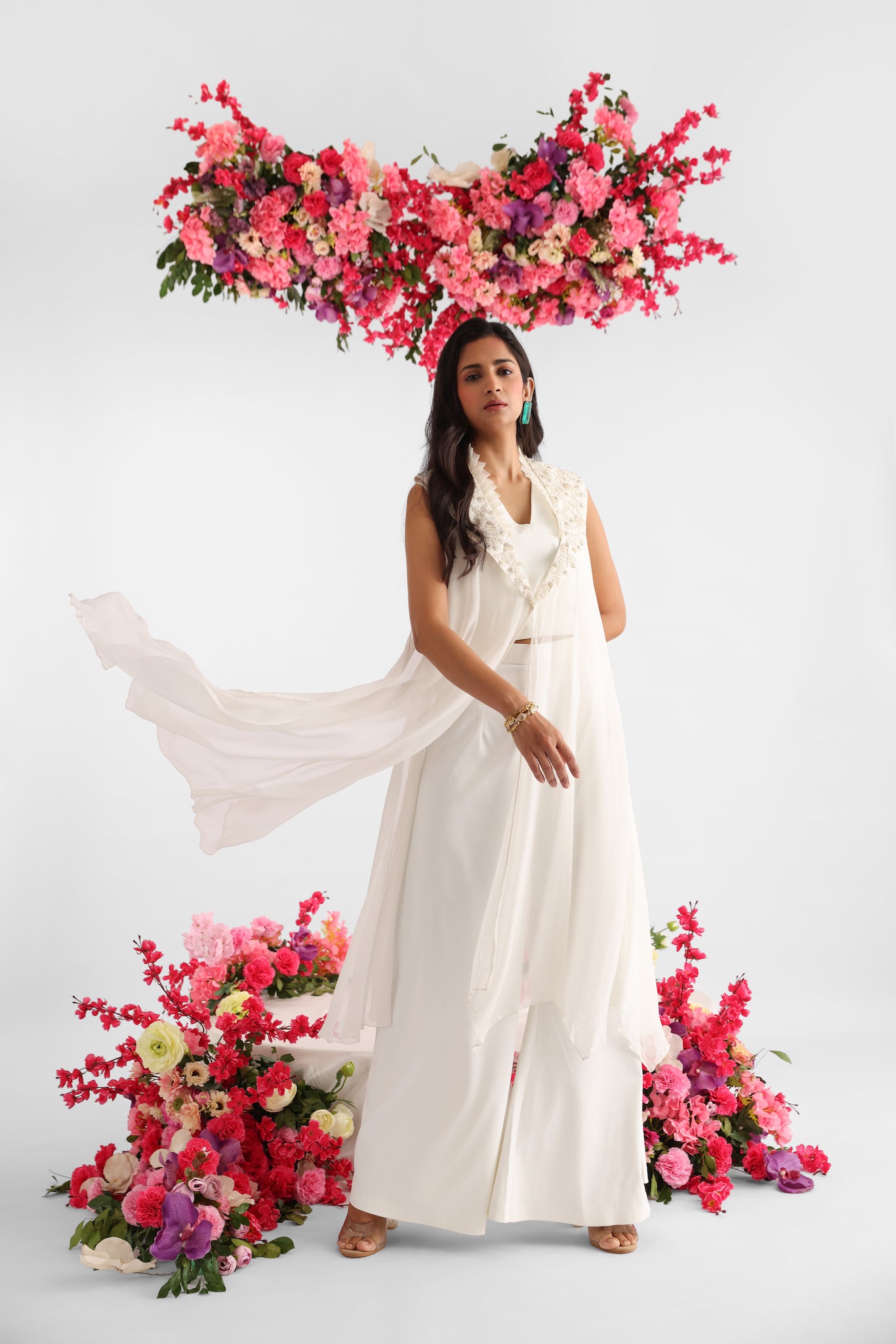 Lily Whisper Cape set
