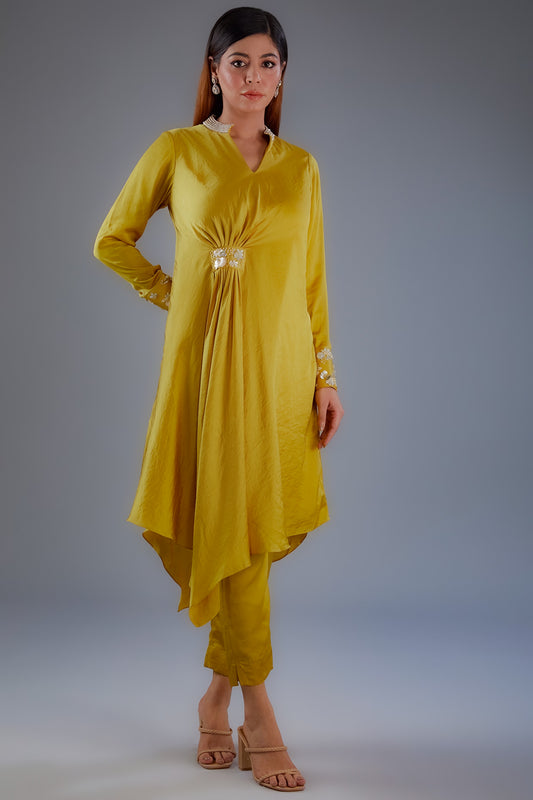 Yellow tunic pants