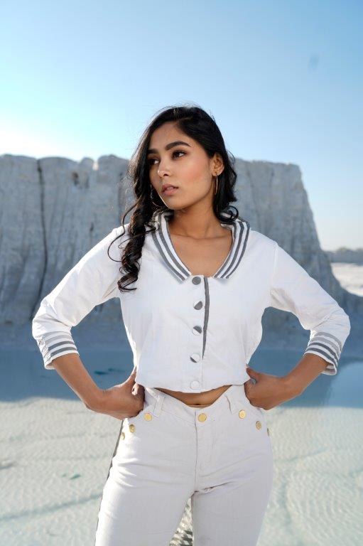 White shirt with mountain lines