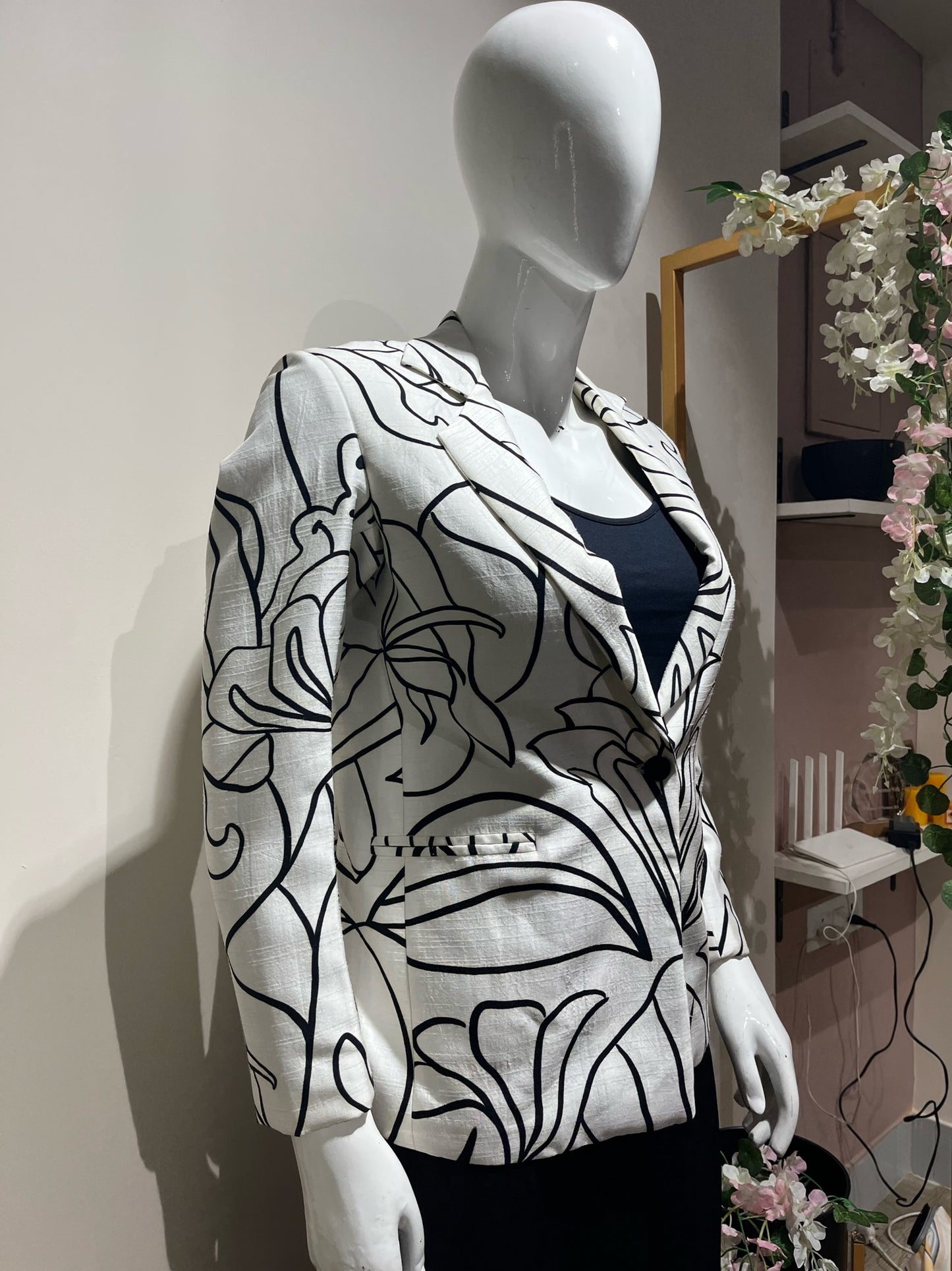 Printed B/w Blazer