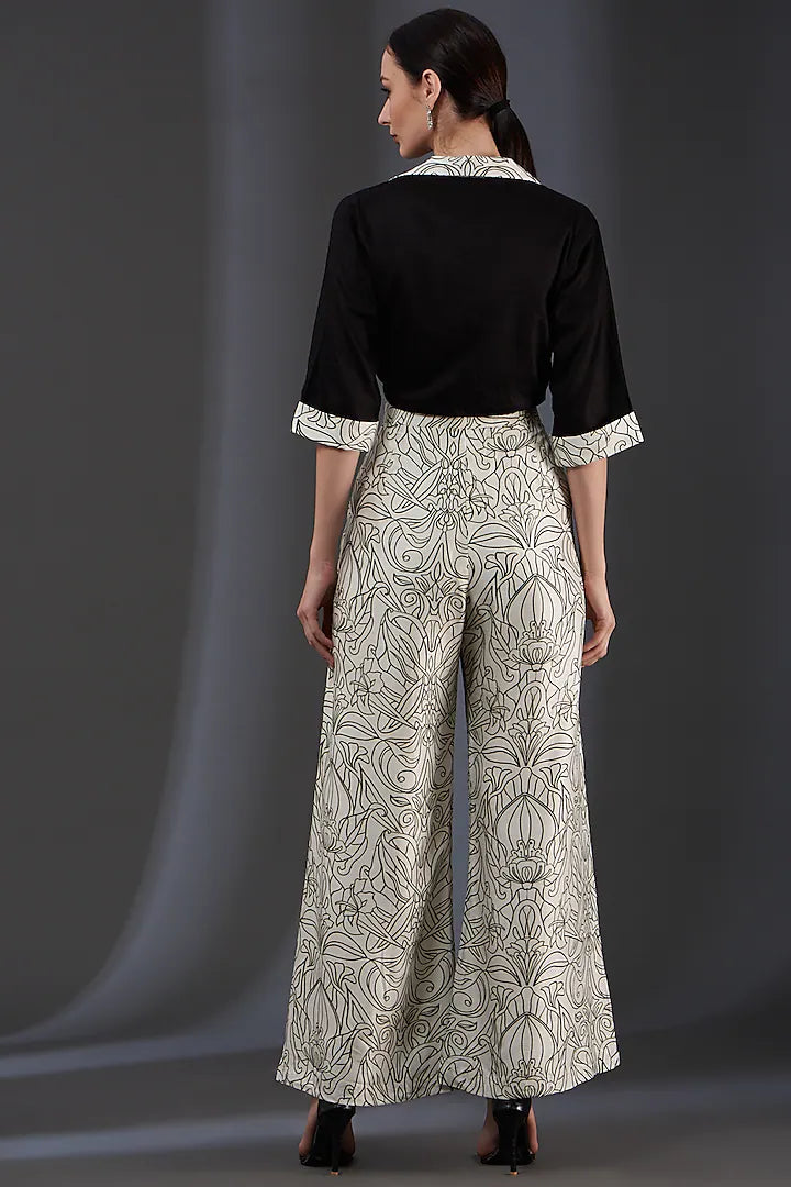 Crop top & Printed Pants